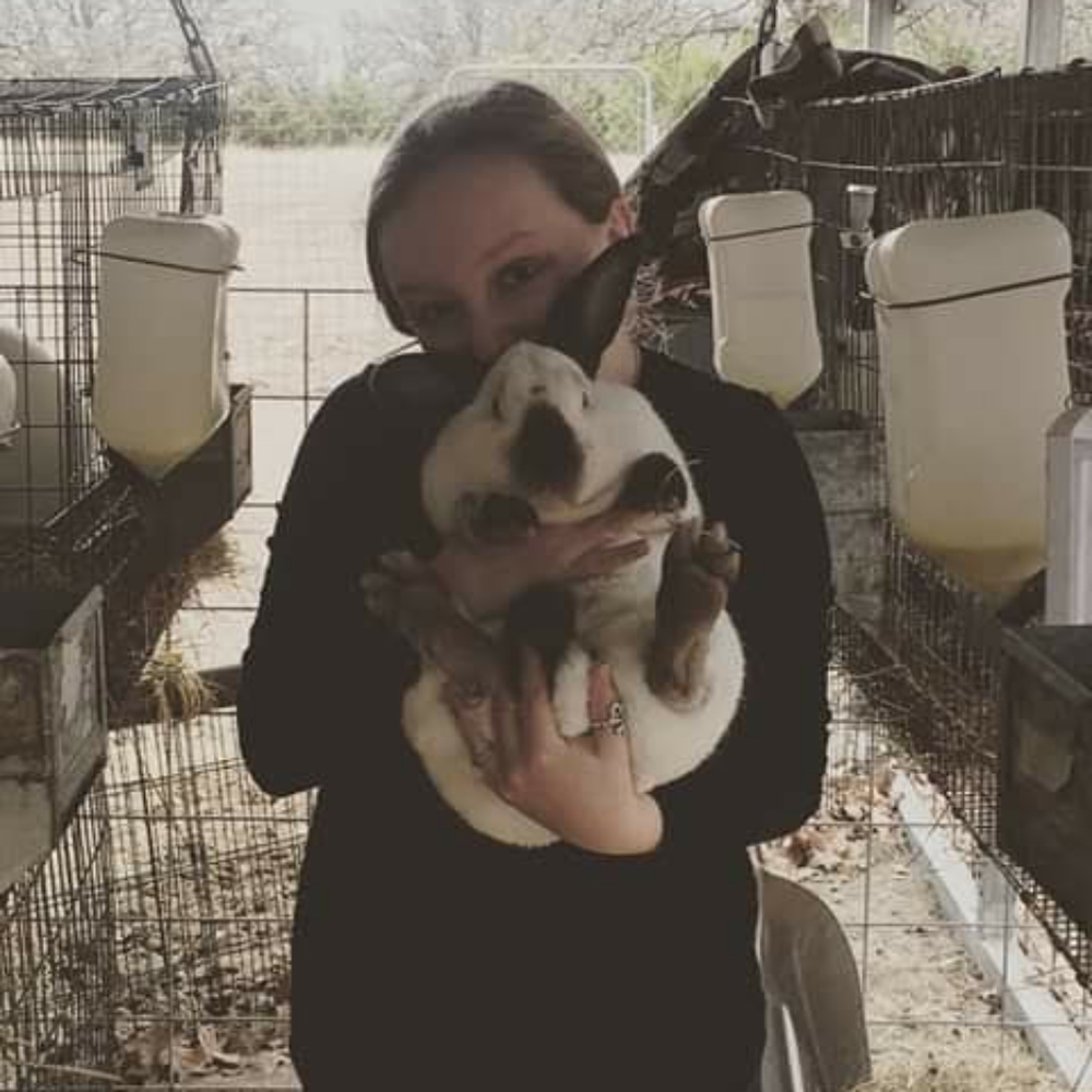 Meet your Posher, Hannah